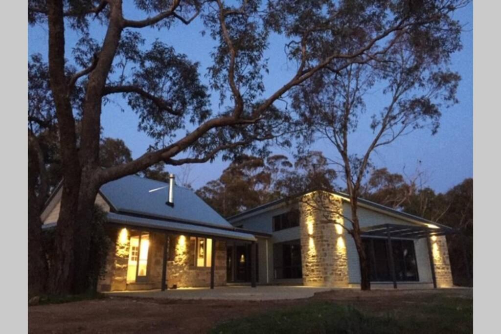Benny'S Retreat Luxury Bushland Escape Villa Clare Bagian luar foto